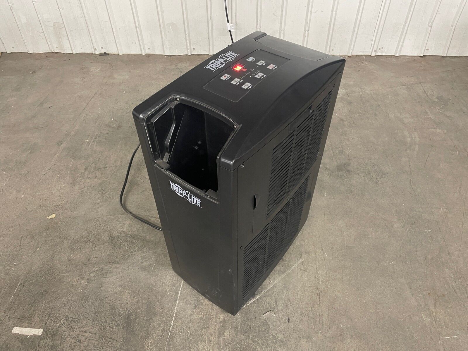 Tripp-Lite SRCOOL12K Portable Air Conditioning Unit, Intertek