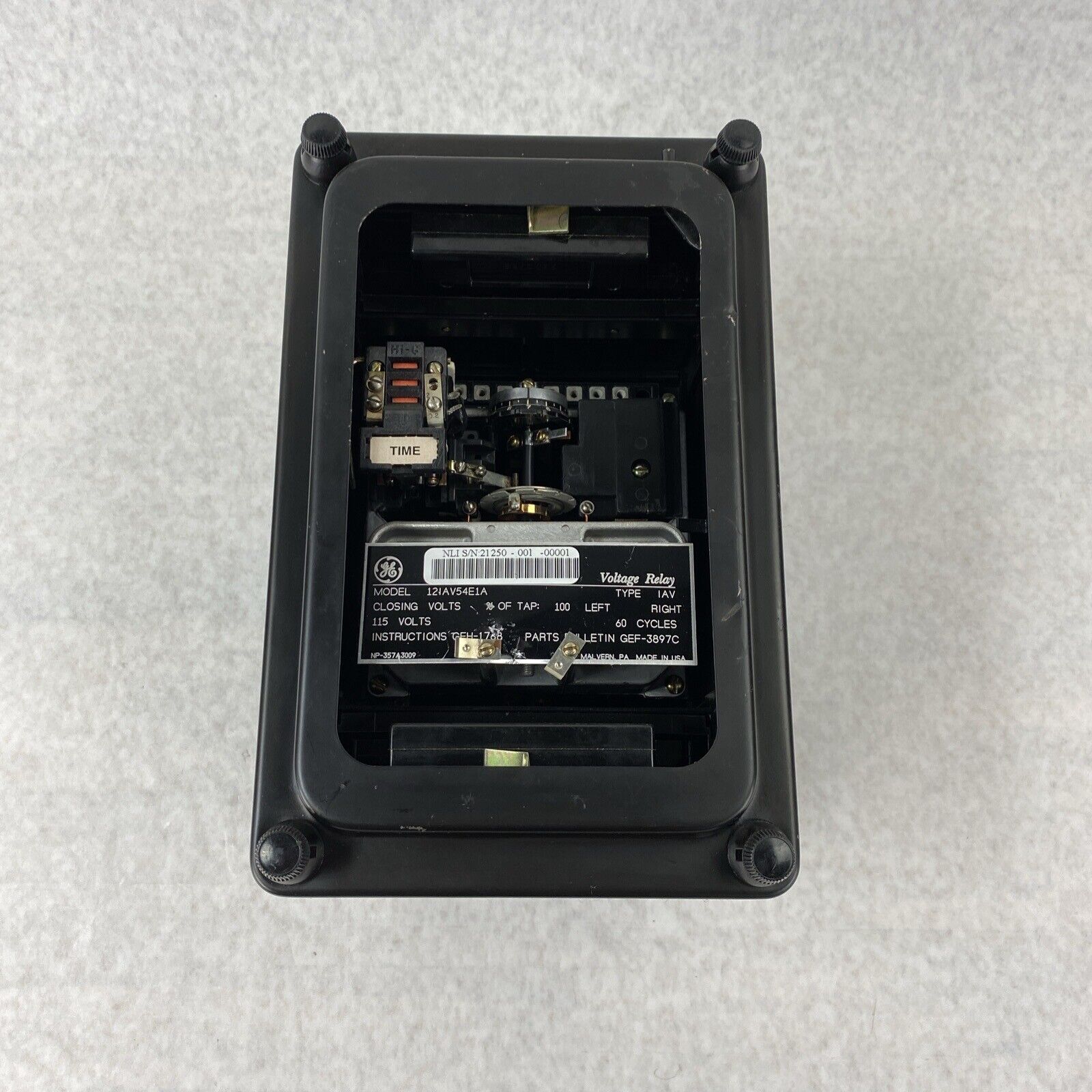 GE Digital Energy 12IAV54E1A Voltage Relay 115 Volts 60 Cycles - Missing Cover