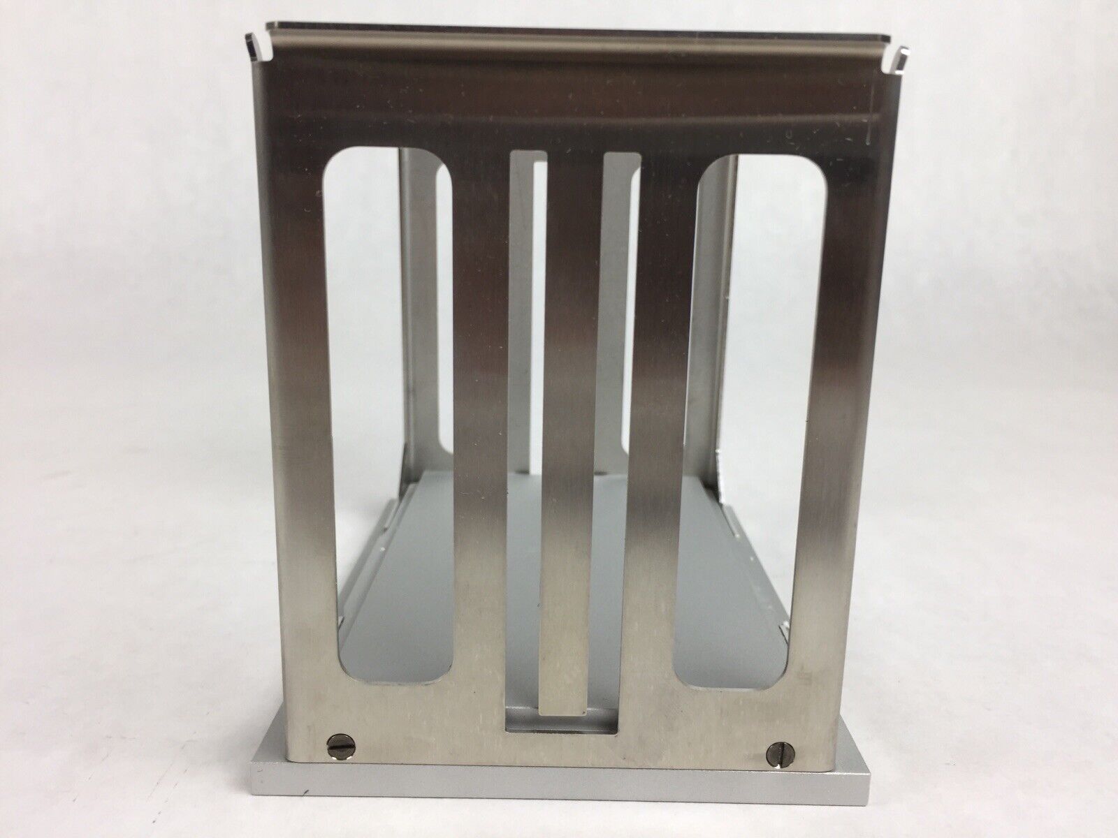 Qiagen 9013063 1747244-00 8 MTP BR 8000 BGR Removable Stacker