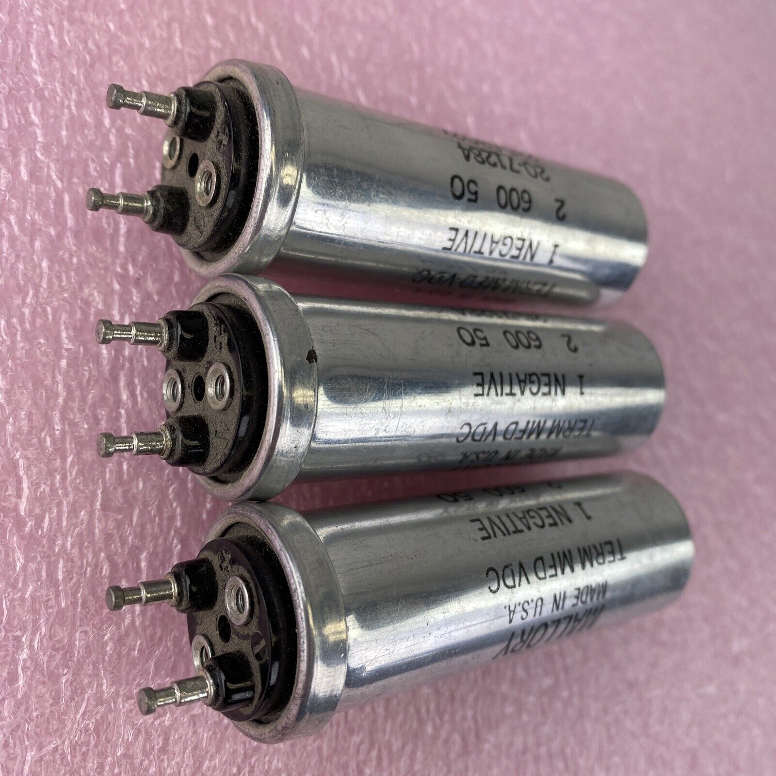 Lot of 3 Mallory 20-71284 600MFD 50VDC electrolytic capacitor 2356302X
