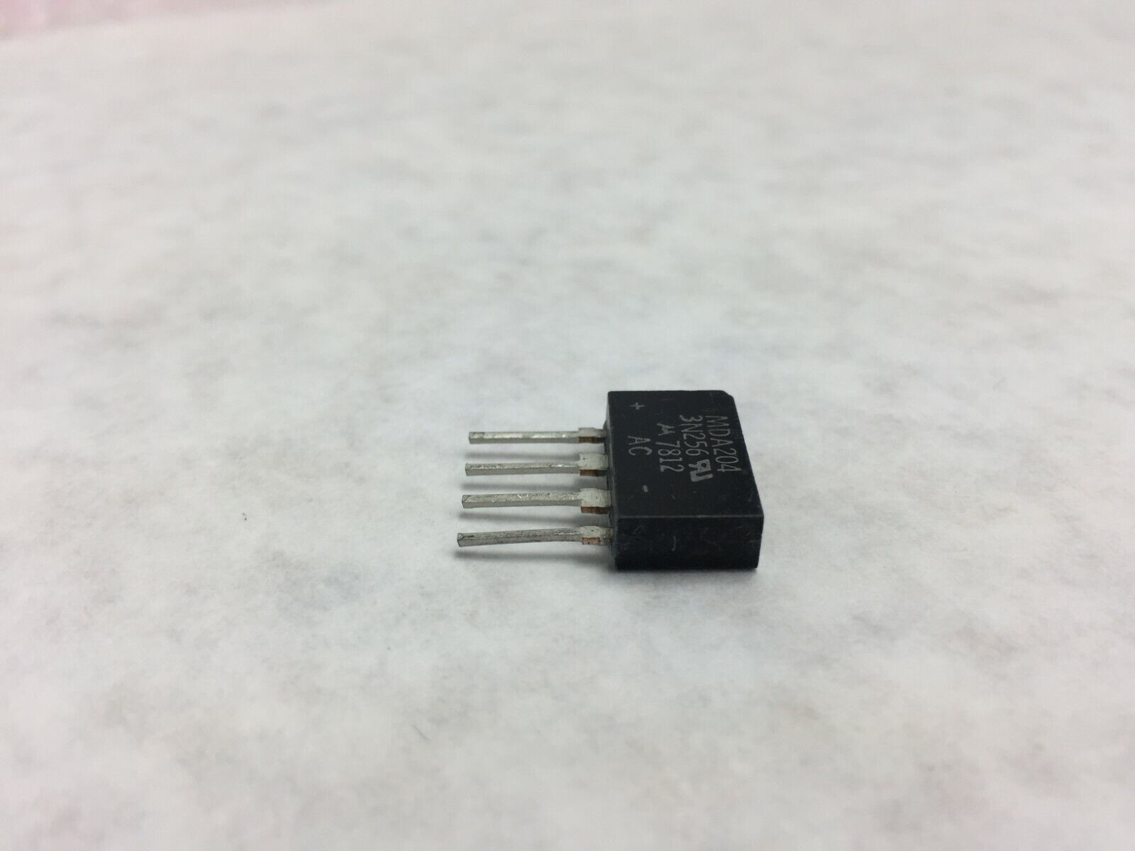 Motorola MDA2043N256 Integrated Circuit      Lot of 5   NOS