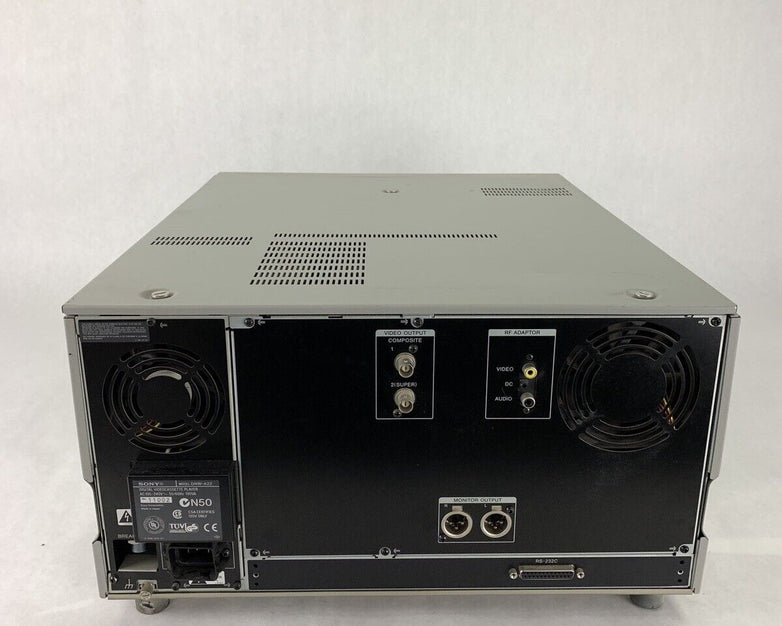 Sony Betacam SX digital Video Cassette Player DNW A22 For Parts and Repair