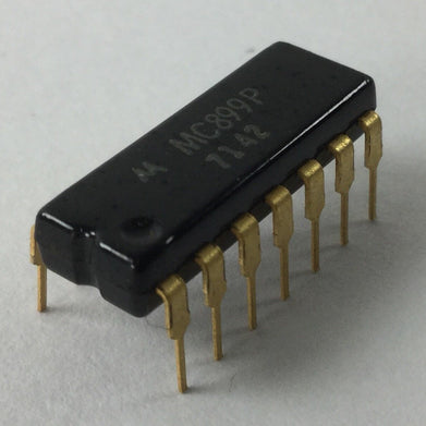 MC899P MOTOROLA VINTAGE 14 Pin Gold Dip