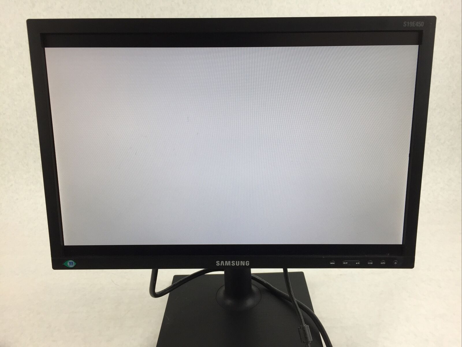 Samsung 19" SE450 Series LED Monitor S19E450BW 1440 x 900 pixels