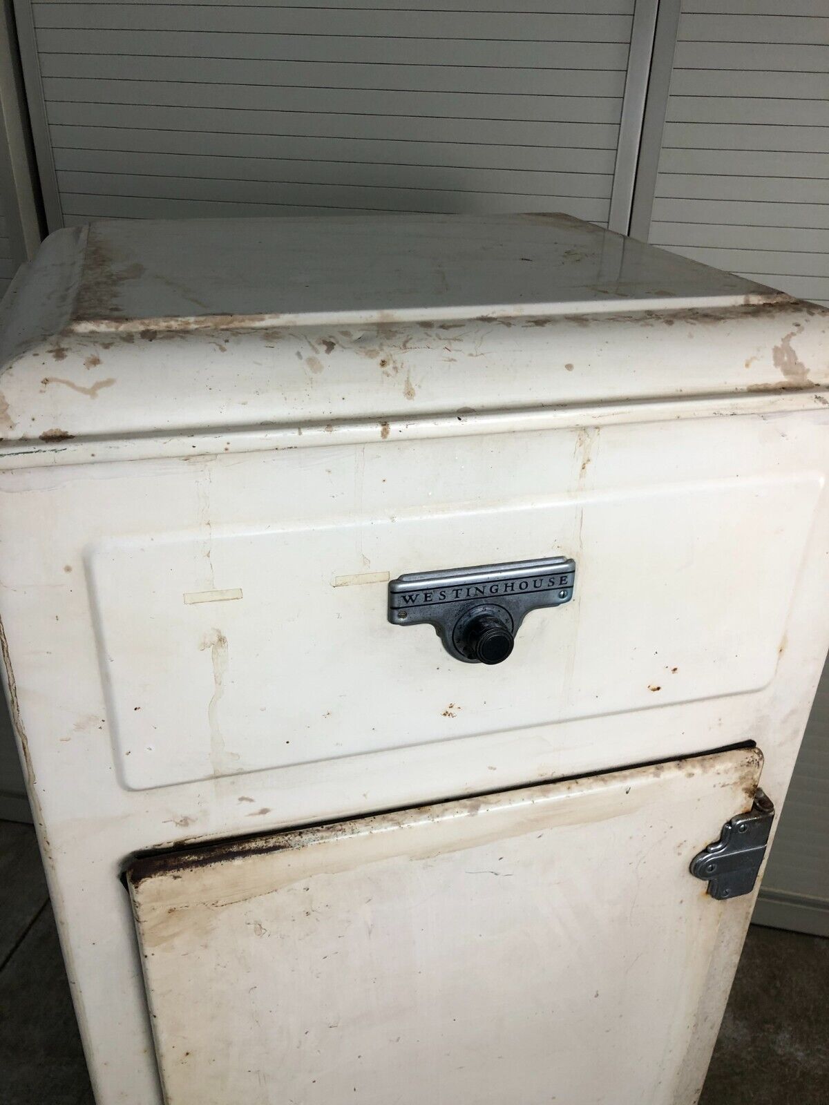 Vintage Westinghouse Refrigerator Fridge Ice Box 24" x 24" x 57"