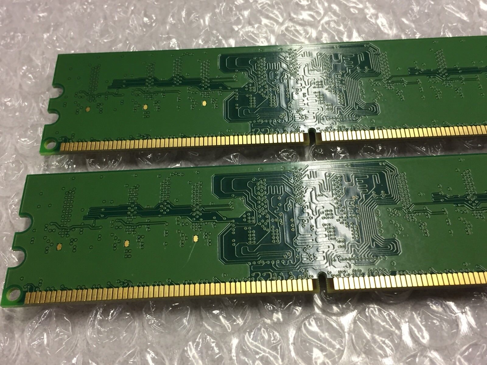 Kingston 2 GB RAM Kit (2x1) SNPKN992CK2/2G 99L0262-001 P945184-0546398