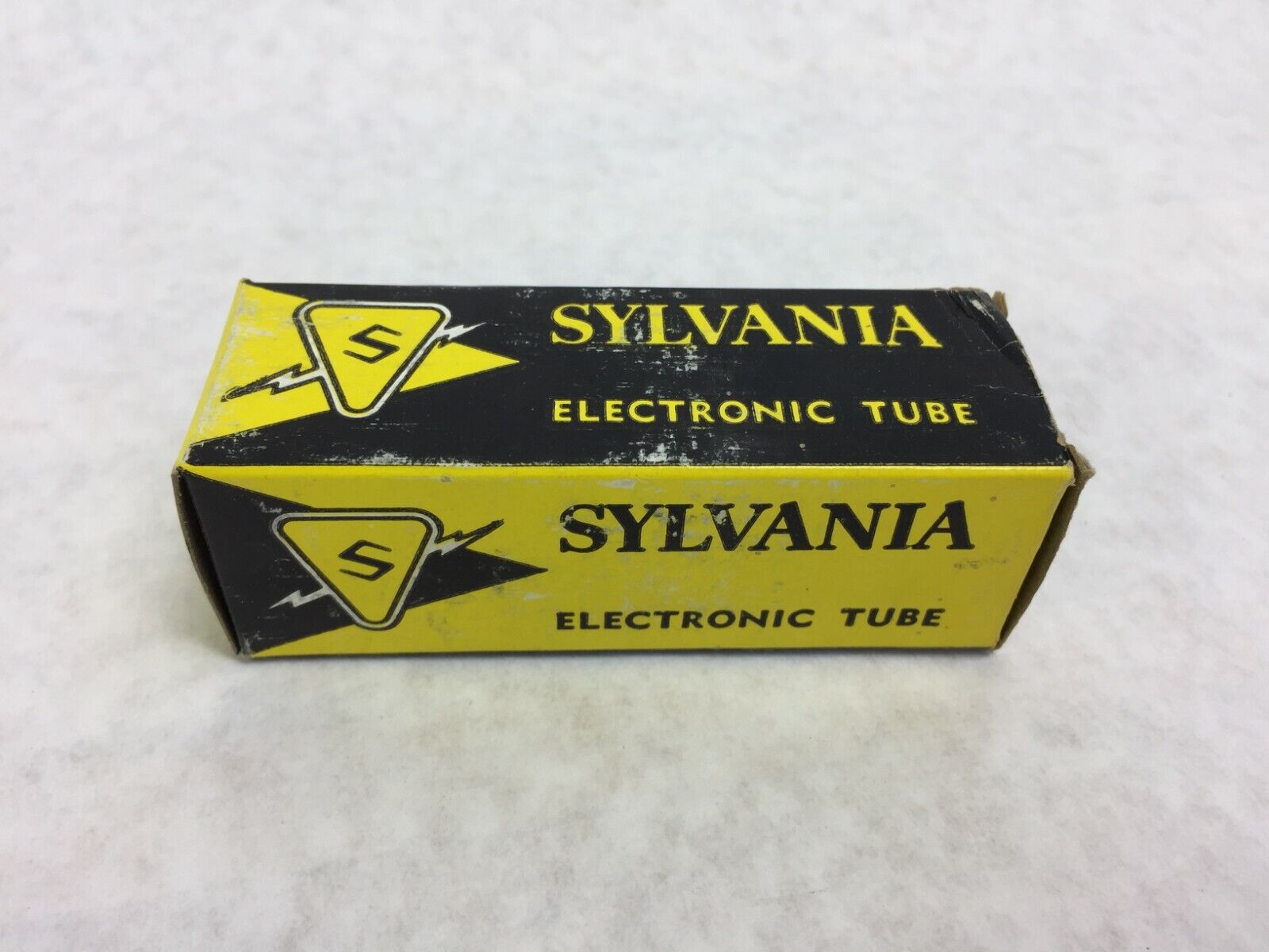 Sylvania Electronic Tube 17AX4GTA / 17DM4A