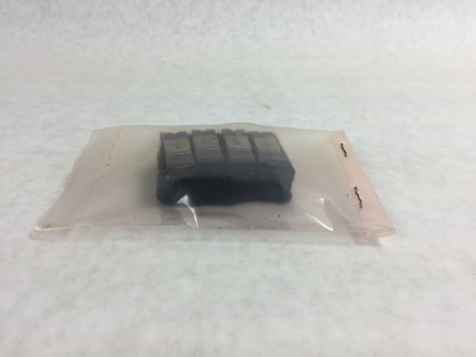 (4)  RCA CD40115D Integrated Circuit  Lot of 4
