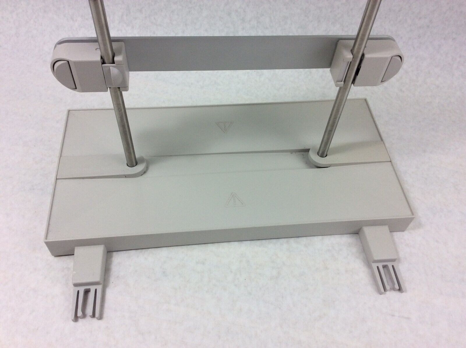 Agilent 1100 Manual Injector and Column Organizer G1383A 5042-6423 White