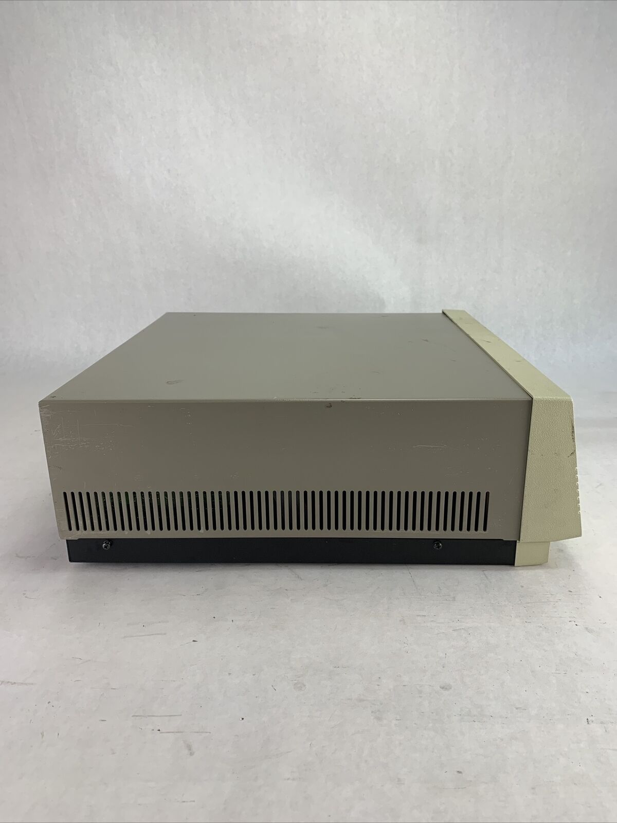 Zenith ZF-1217-DY P8088-2 815MHz 640MB RAM No HDD No OS
