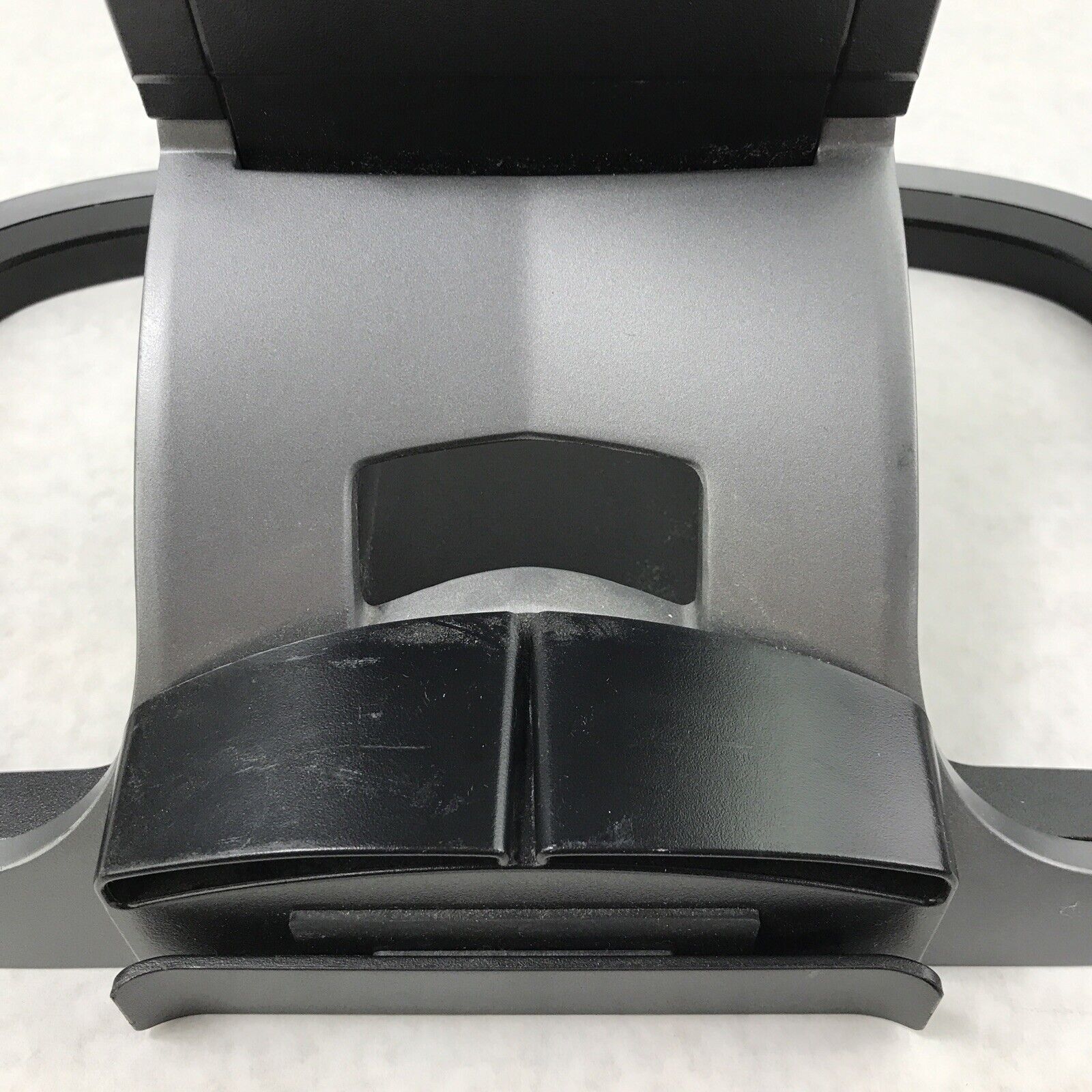 HP 737952-0001 Integrated Work Center Monitor Stand