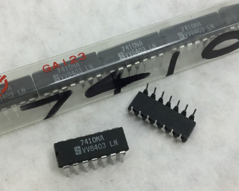 Signetics 7410NA 14 Pin  Lot of 10  New