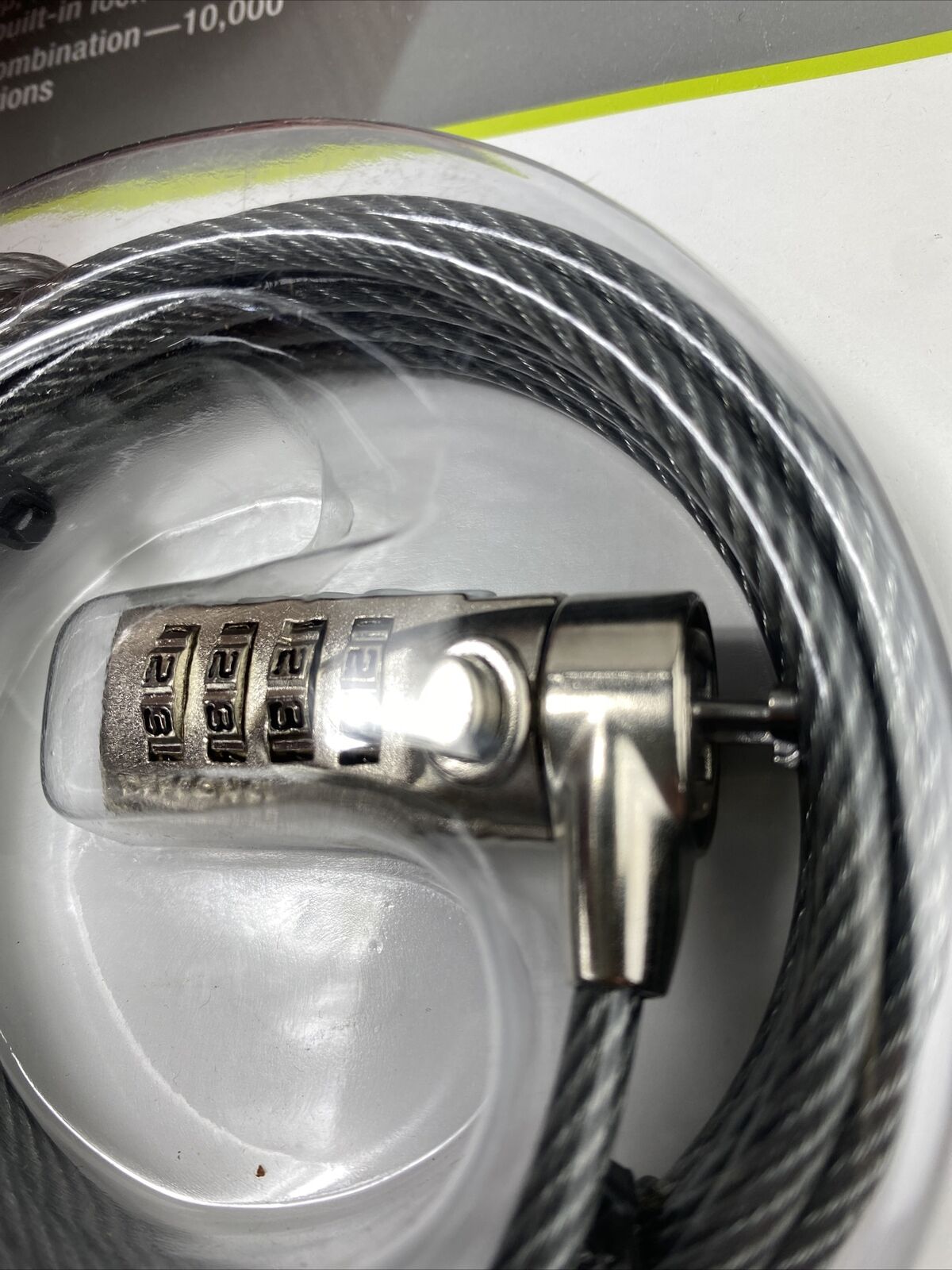 Targus PA410U Defcon CL Laptop Cable Combination Lock 6.5ft 0UC221
