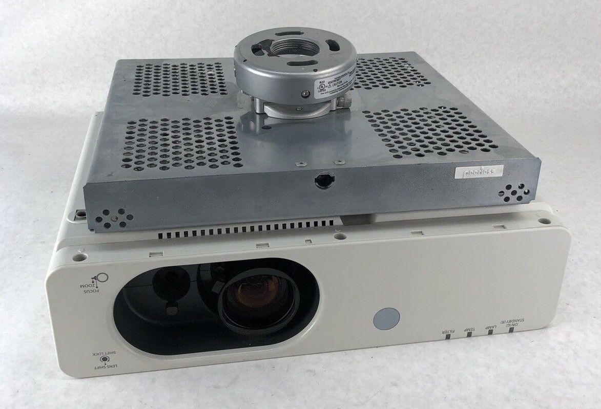 Panasonic PT-FW430U WXGA LCD Projector 1898 Lamp Hours & Peerless Mount Bundle