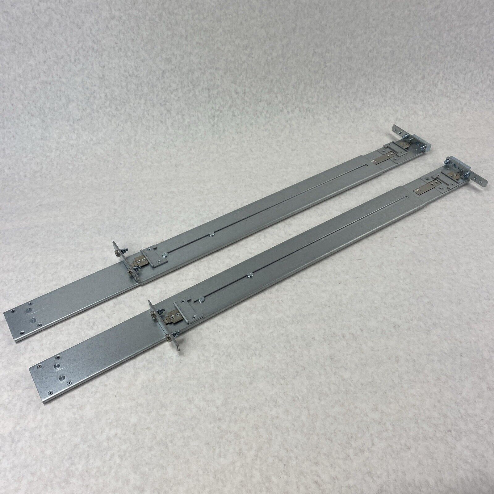 Cisco L + R Rail Kit Set 700-35824-01 700-35838-01 Outer 700-35828-01 Inner