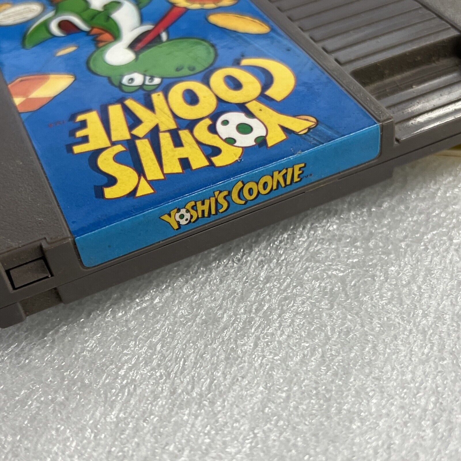 Vintage NES Yoshi's Cookie Nintendo Entertainment System1993 Video Game w/ Book