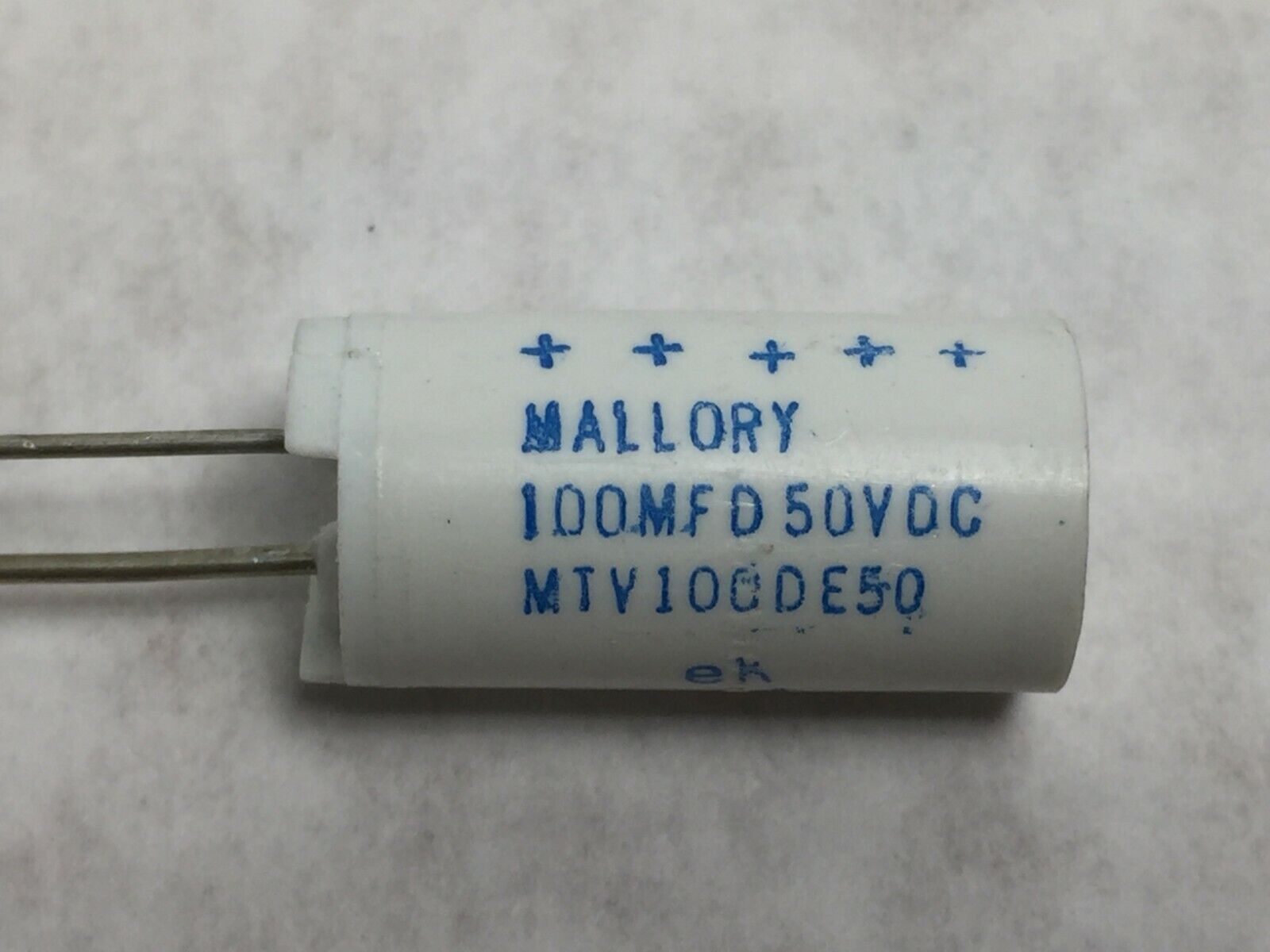 Mallory MTV100DE50 100MFD 50VDC Capacitor   NOS