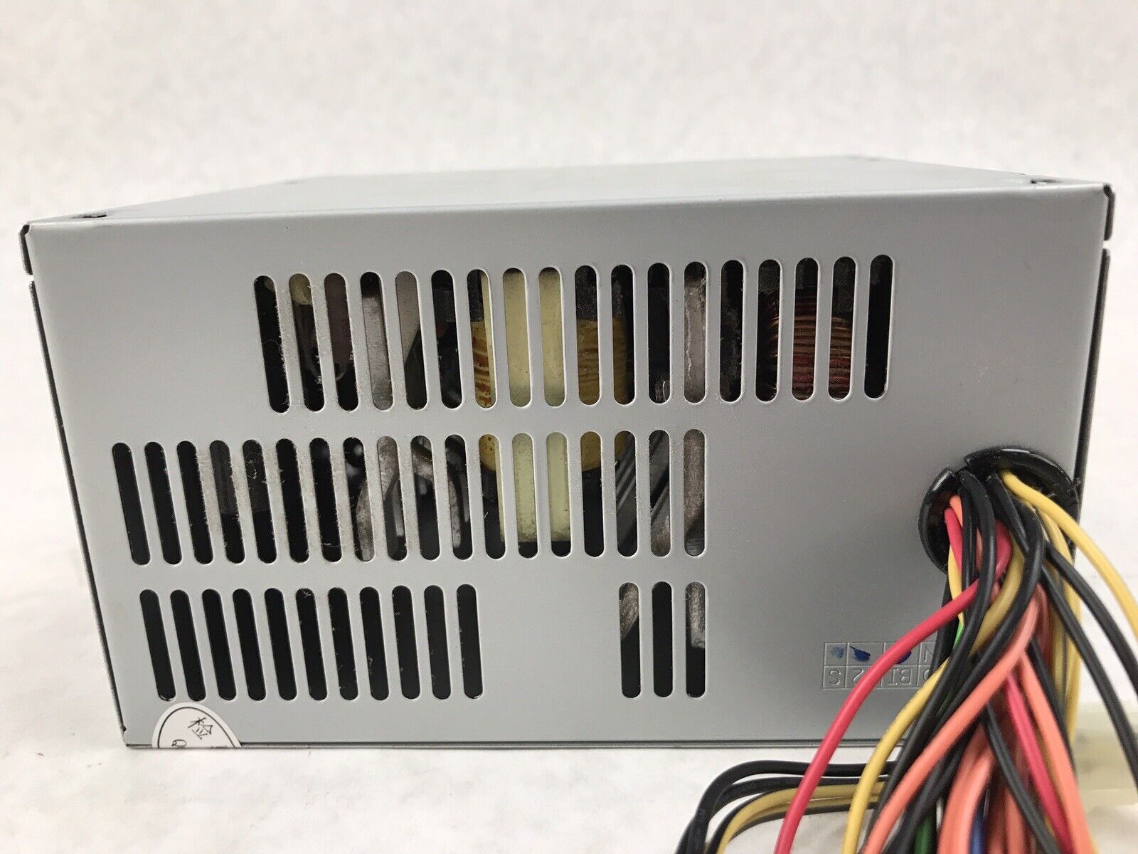 AGI AGI-U350HH 350W 20+4-Pin ATX Desktop Power Supply