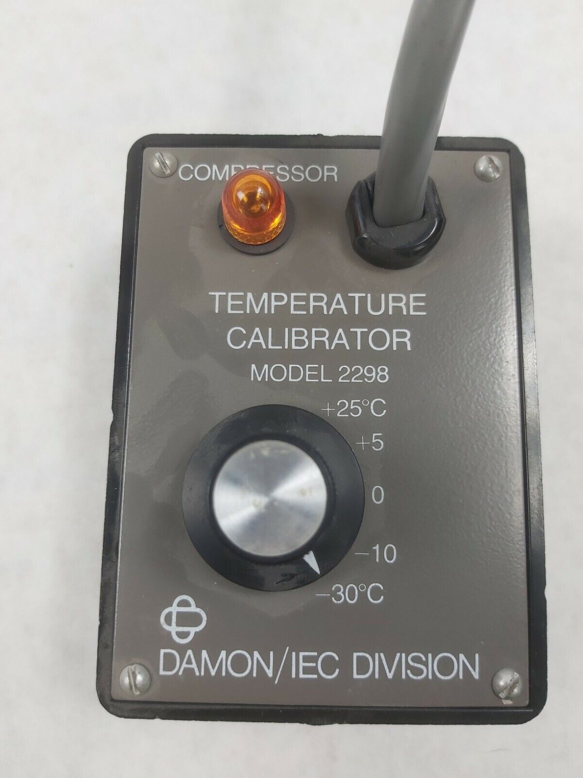 Damon/IEC Division Temperature Calibrator Model 2298