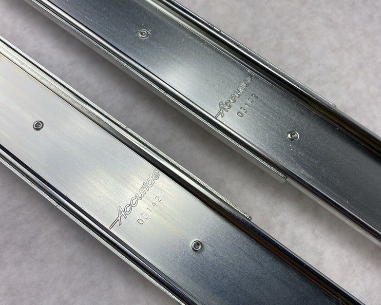 Accuride 03142 Medium-Duty Full Extension Drawer Slide