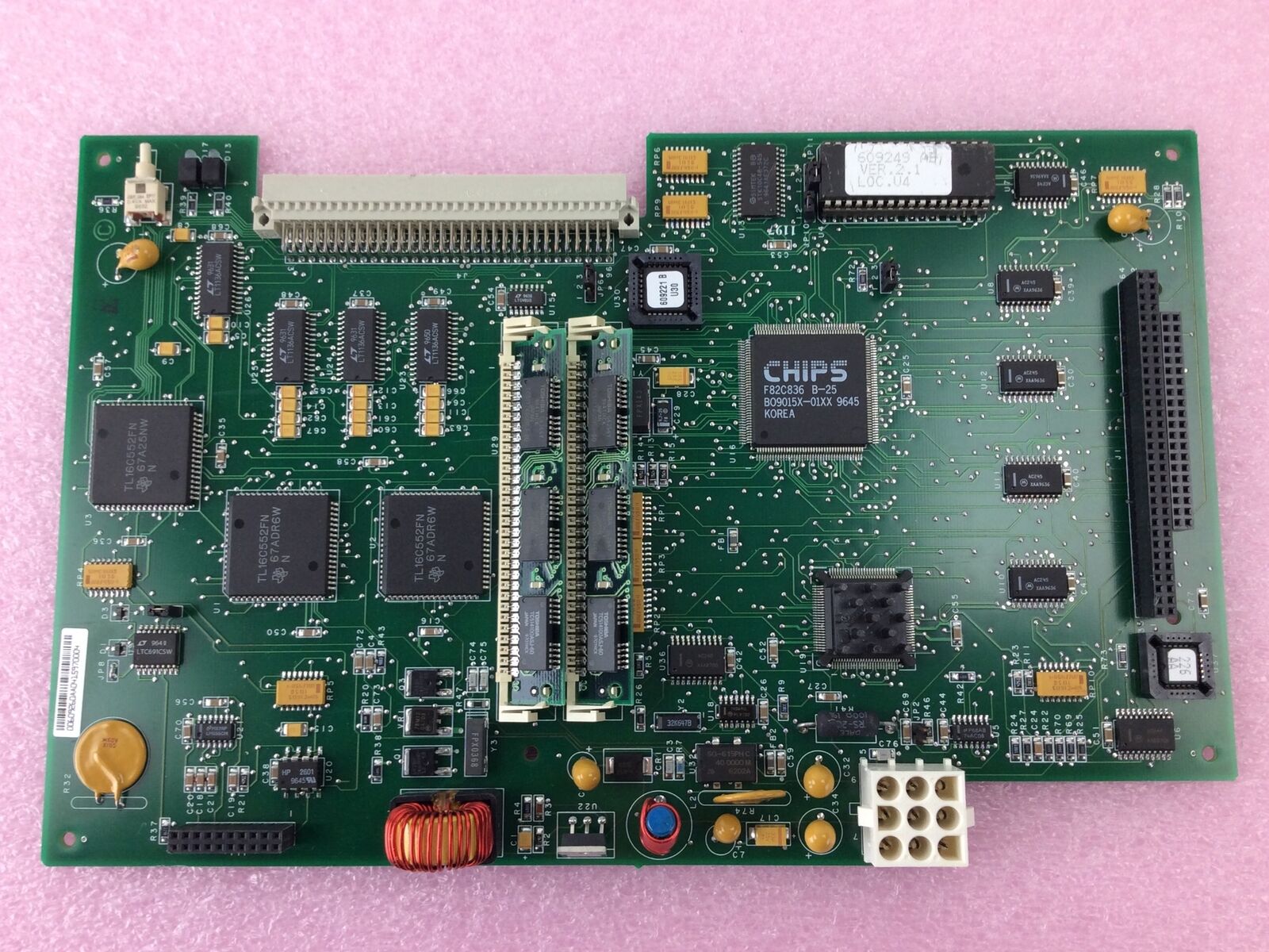 Circuit Board - Chips B0915X-01XX 9645 F82C836 - 609260 - REV AA - Untested
