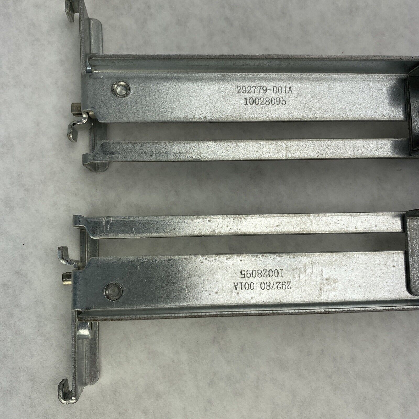 HP 292780-001A + 292779-001A Rack Rail Kit Proliant DL380 G3 DL560 301041-001A