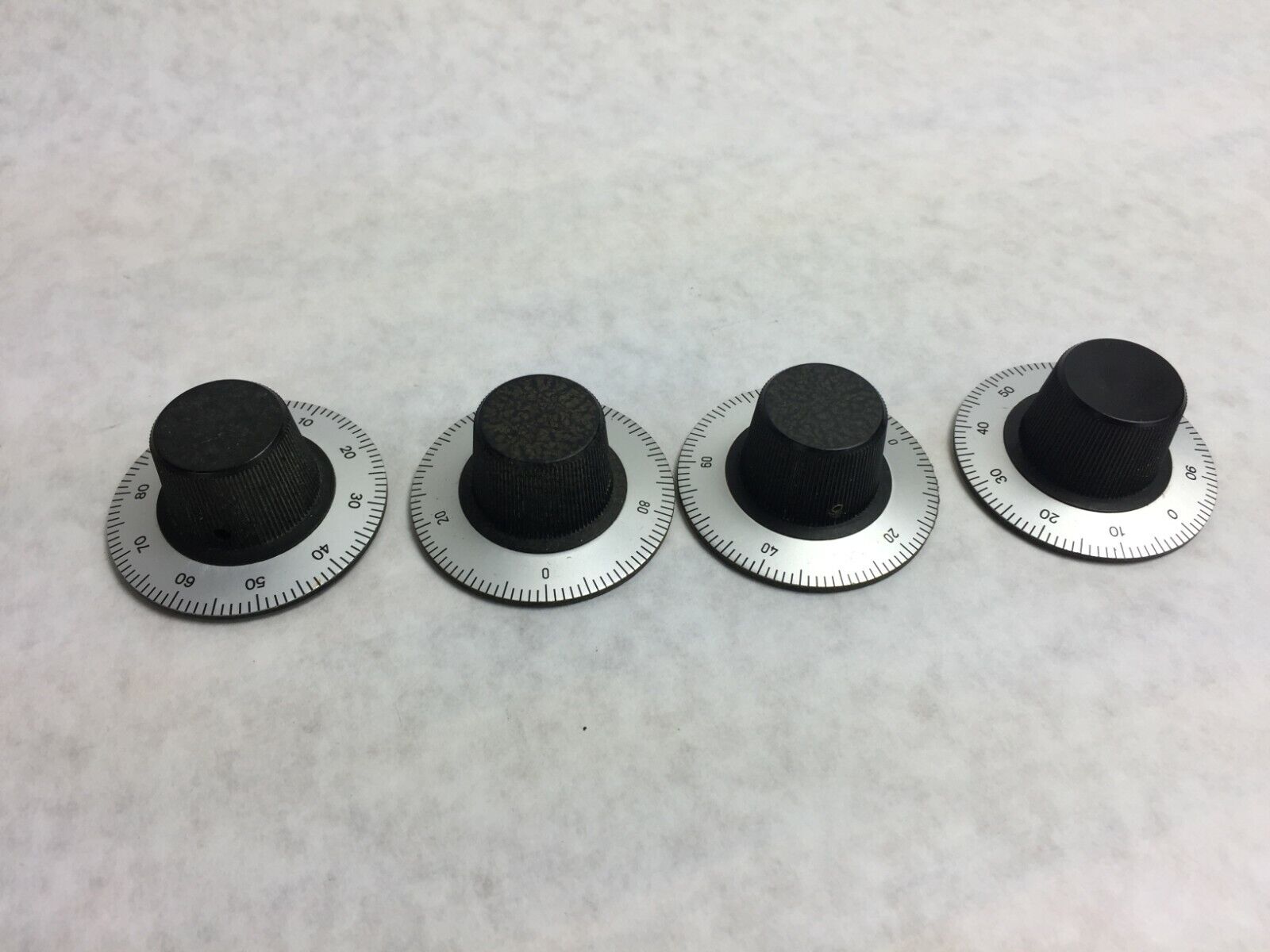 (4) Microscope Knobs  Lot of 4