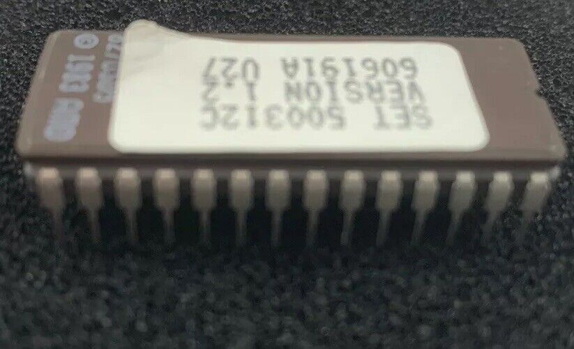 AMD 1983 AM27512DC Microcircuit SET Version 1.1 & 1.0 (Lot of 2)