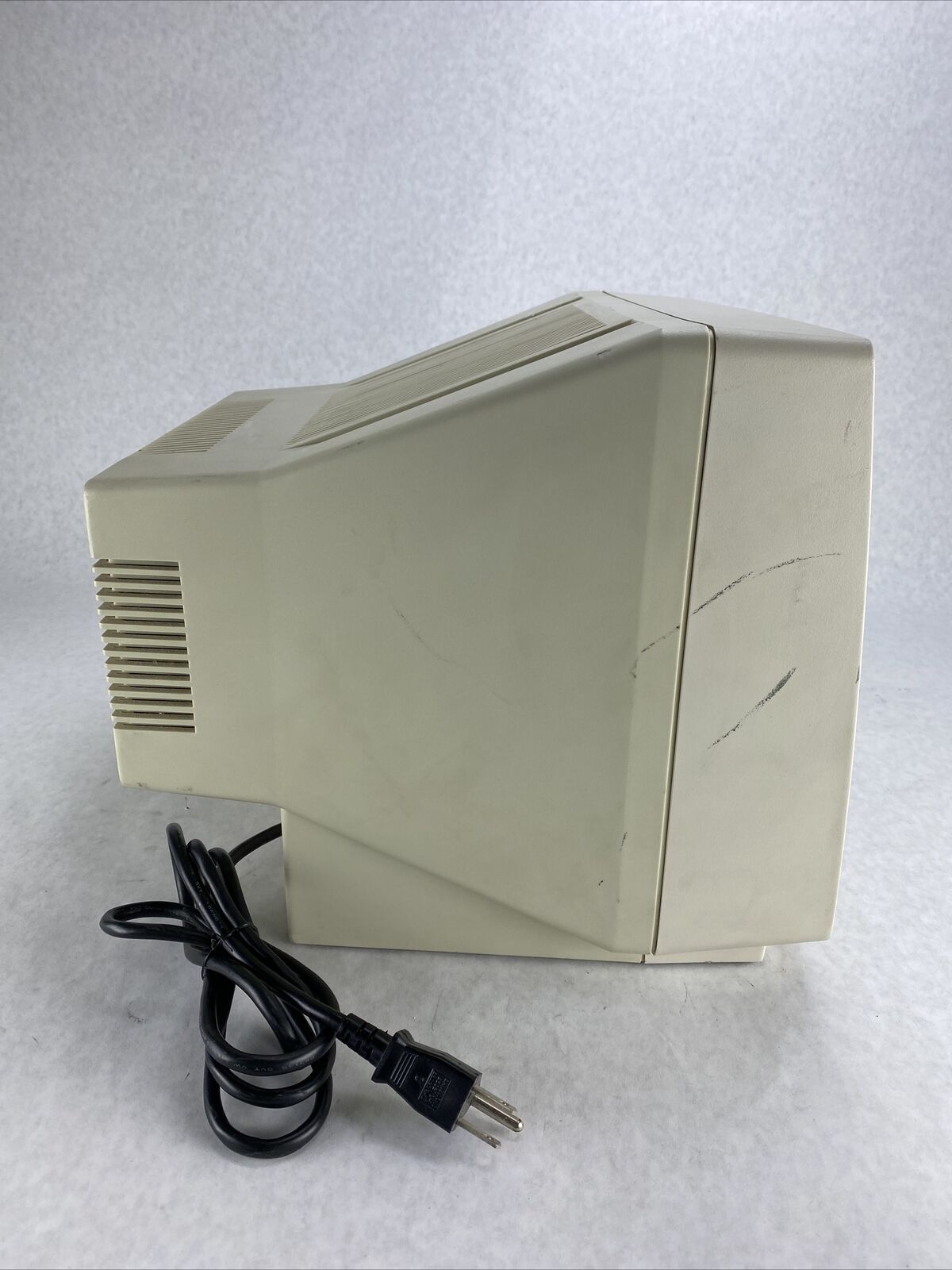Goldstar MBM-2105G Vintage Monitor for Apple II Atari C64