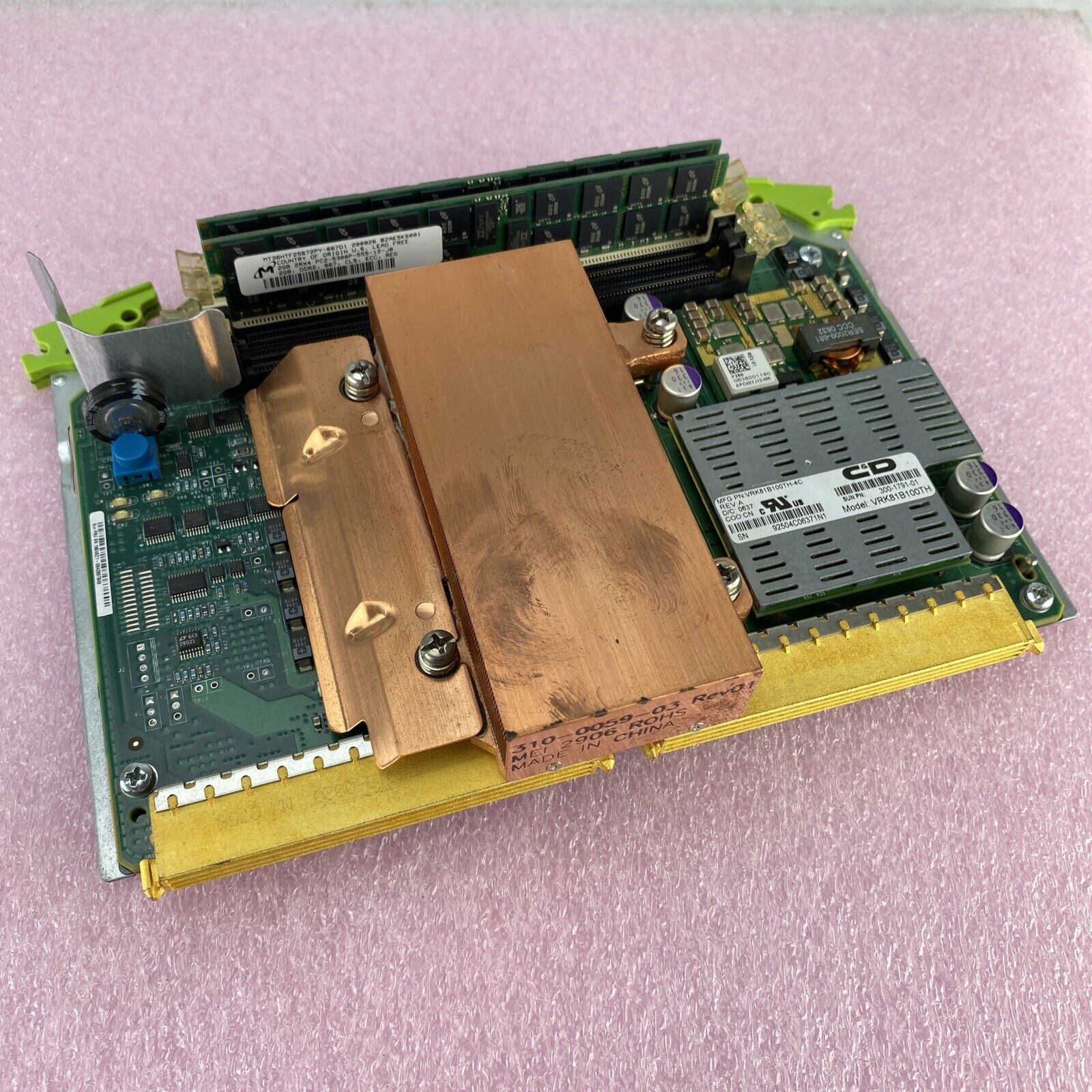 Sun Memory Module For X4600 M2 Server 541-1835-02 2.6GHz Opteron 8218 Dual Core