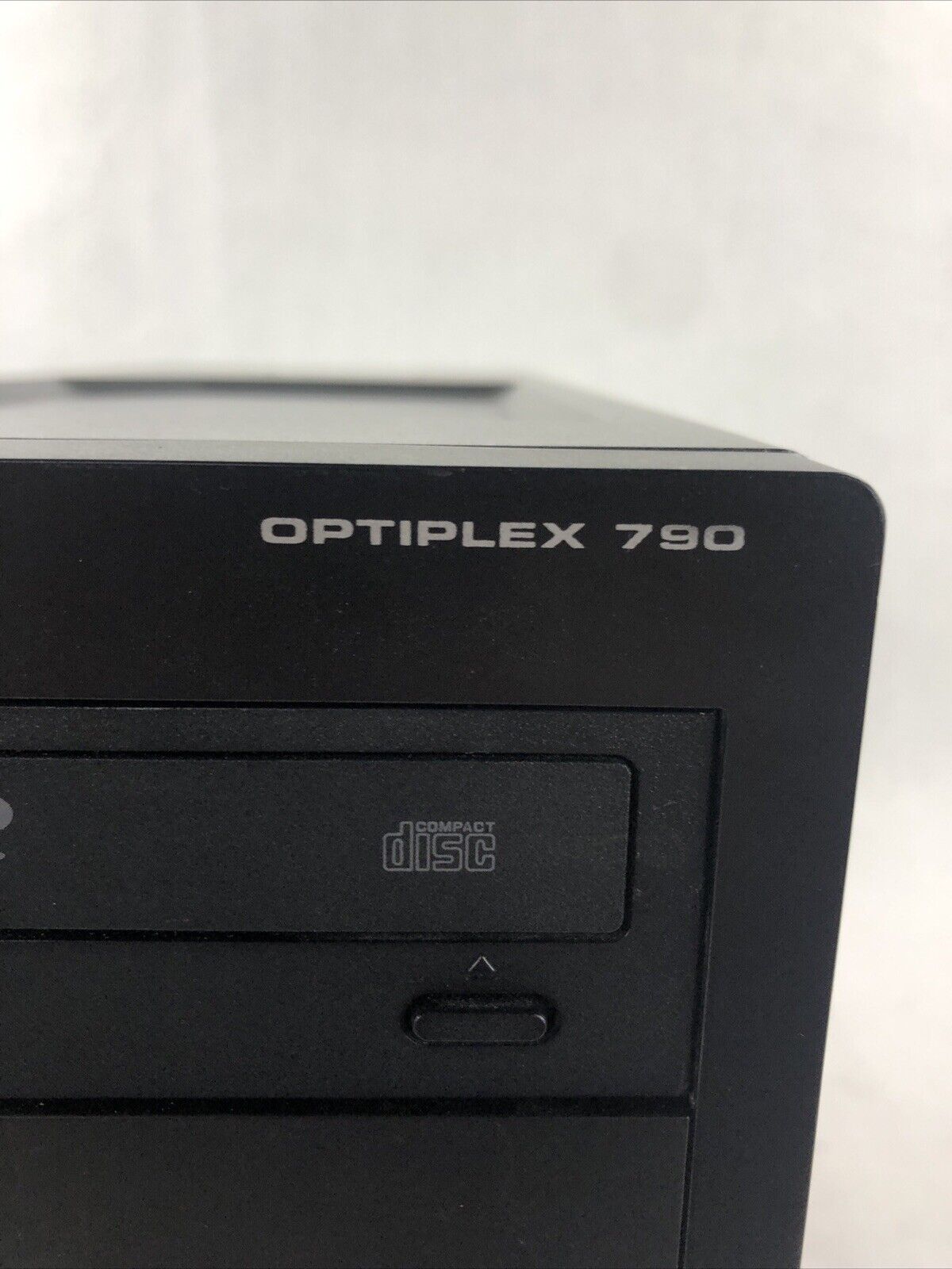 Dell Optiplex 790 MT Intel Core i5-2500 3.3GHz 4GB RAM No HDD No OS