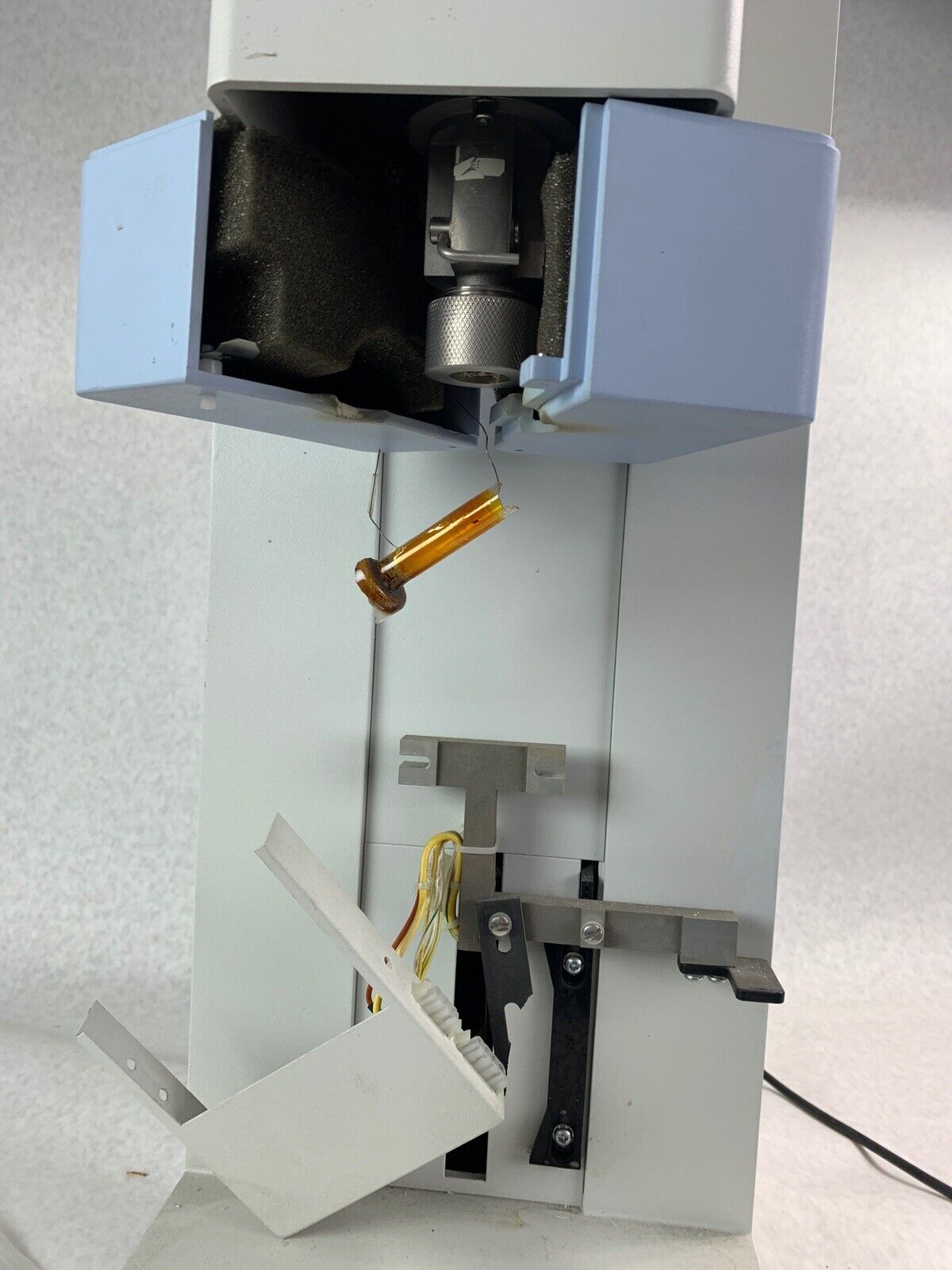 Perkin Elmer DMA 7e Dynamic Mechanical Analyzer Unable to Test N5390051