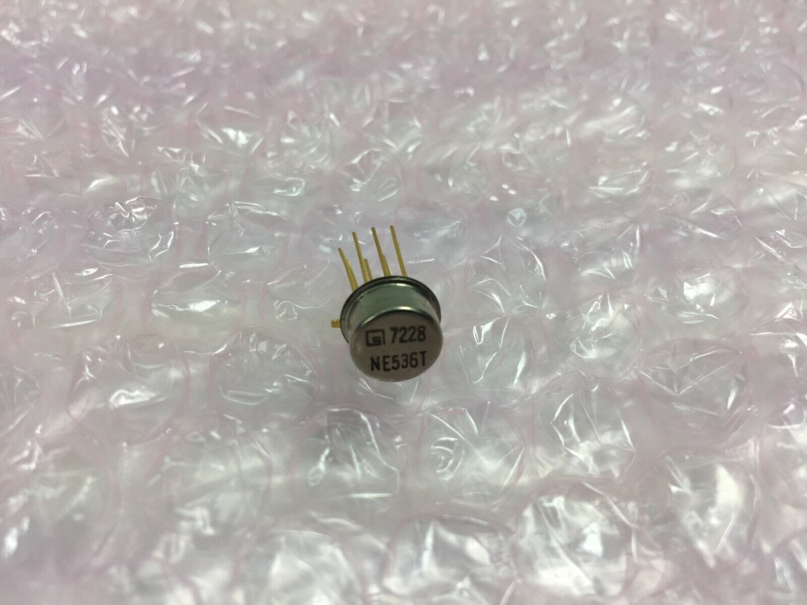 Signetics NE536T Integrated Circuit  NOS