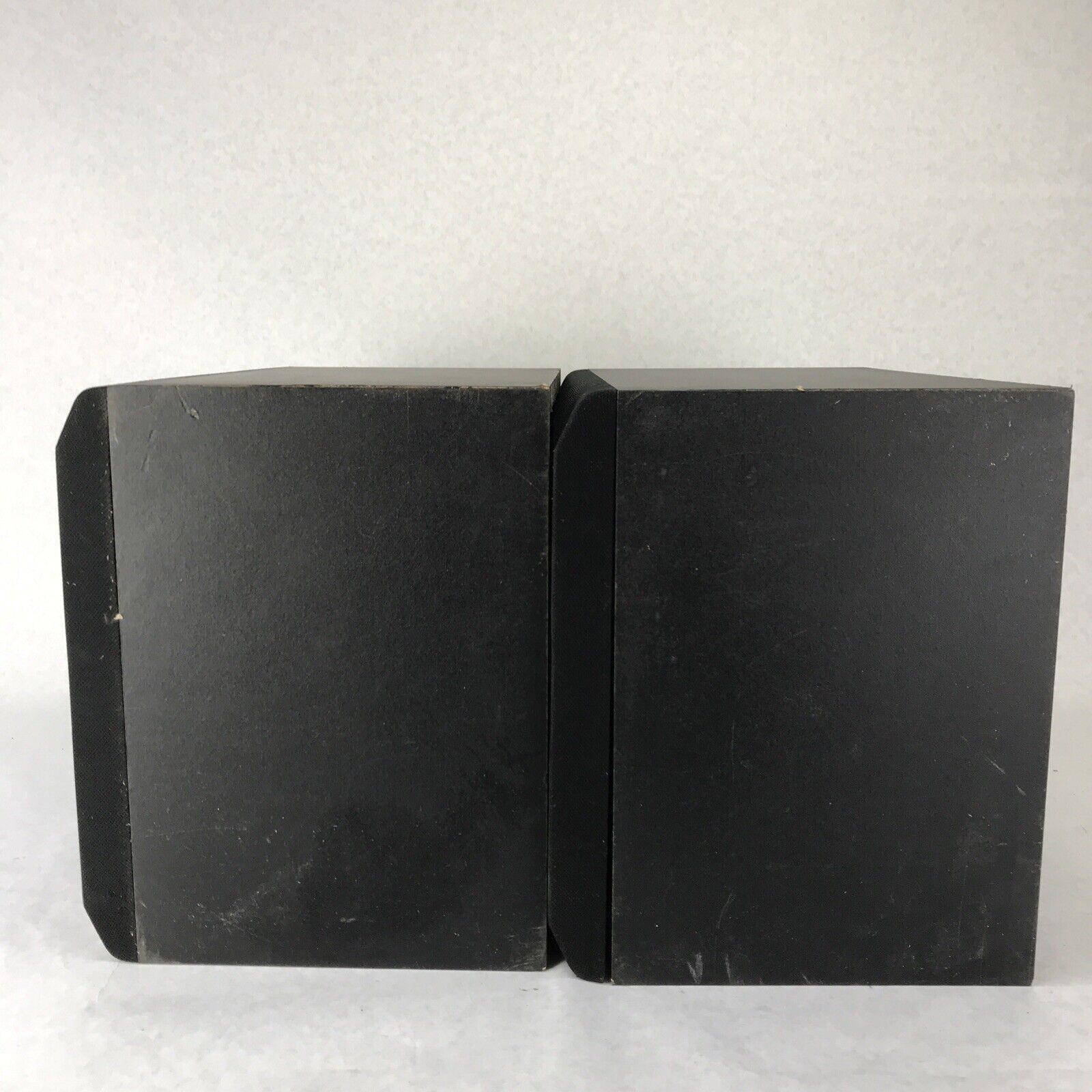 Pair of Fisher ST-992W 3-Way Speakers 100W