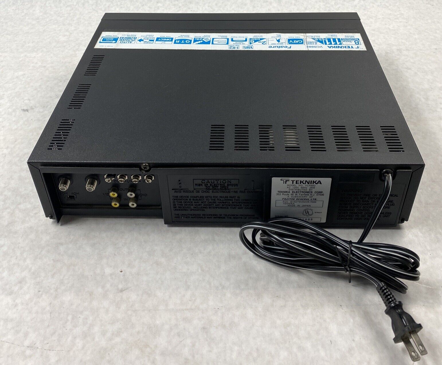 Teknika VCR882 VHS Player VCR Recorder Made in Japan NEEDS REPAIR