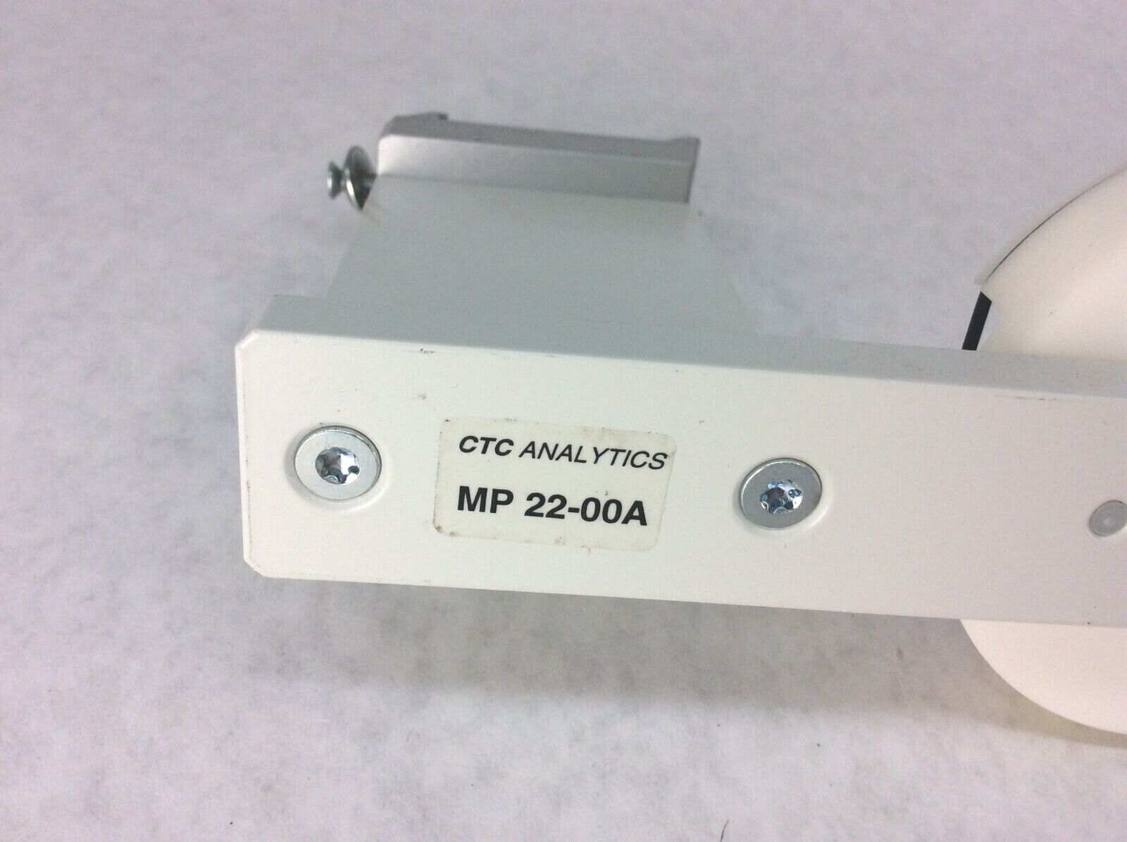 CTC Analytics Autosampler Support Arm MP 22-00A w/ 1 Inkwell Vessels