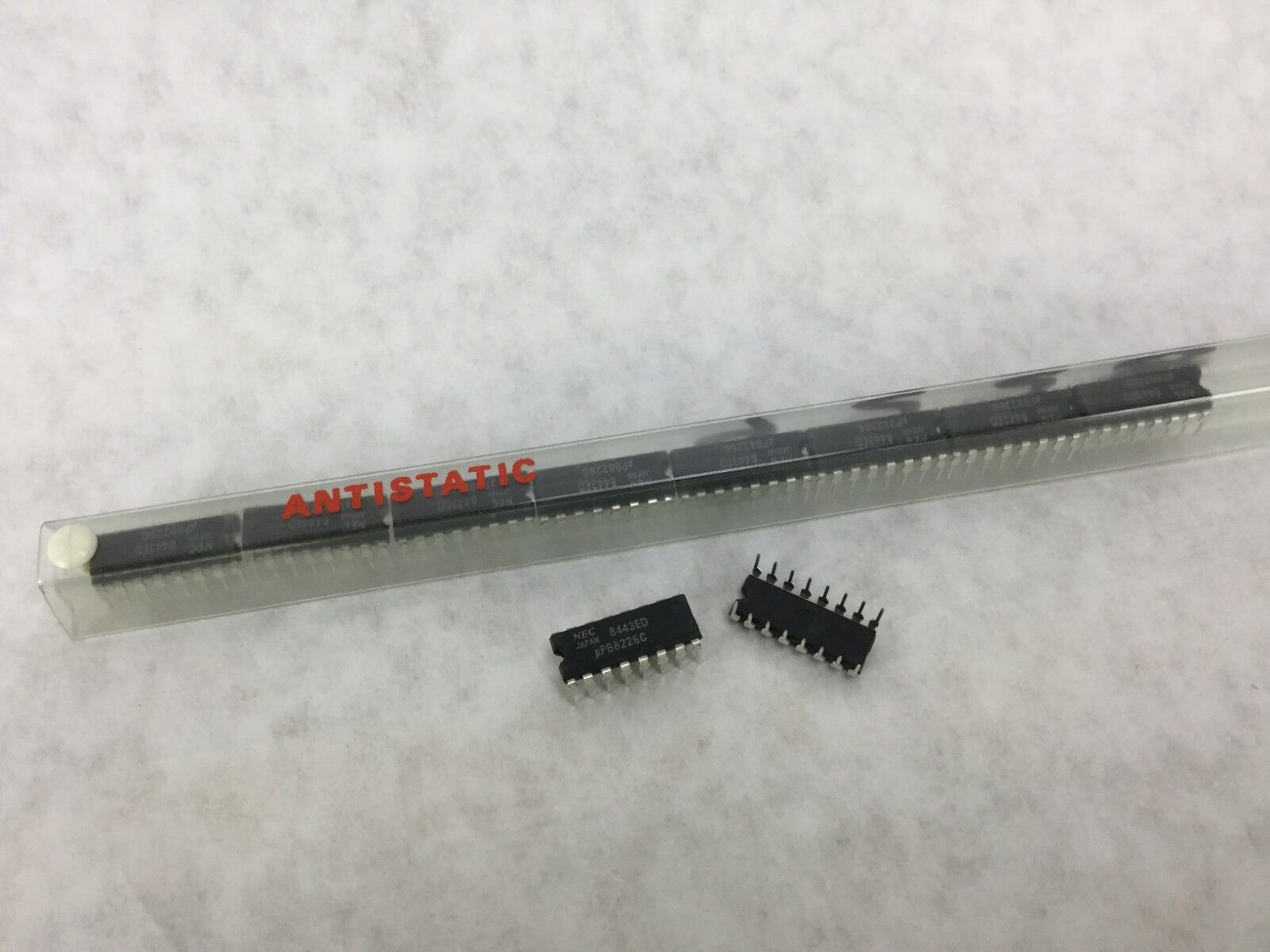 NEC  8443ED  PB8226C  Transistor  16 Pin  Lot of 10    NEW