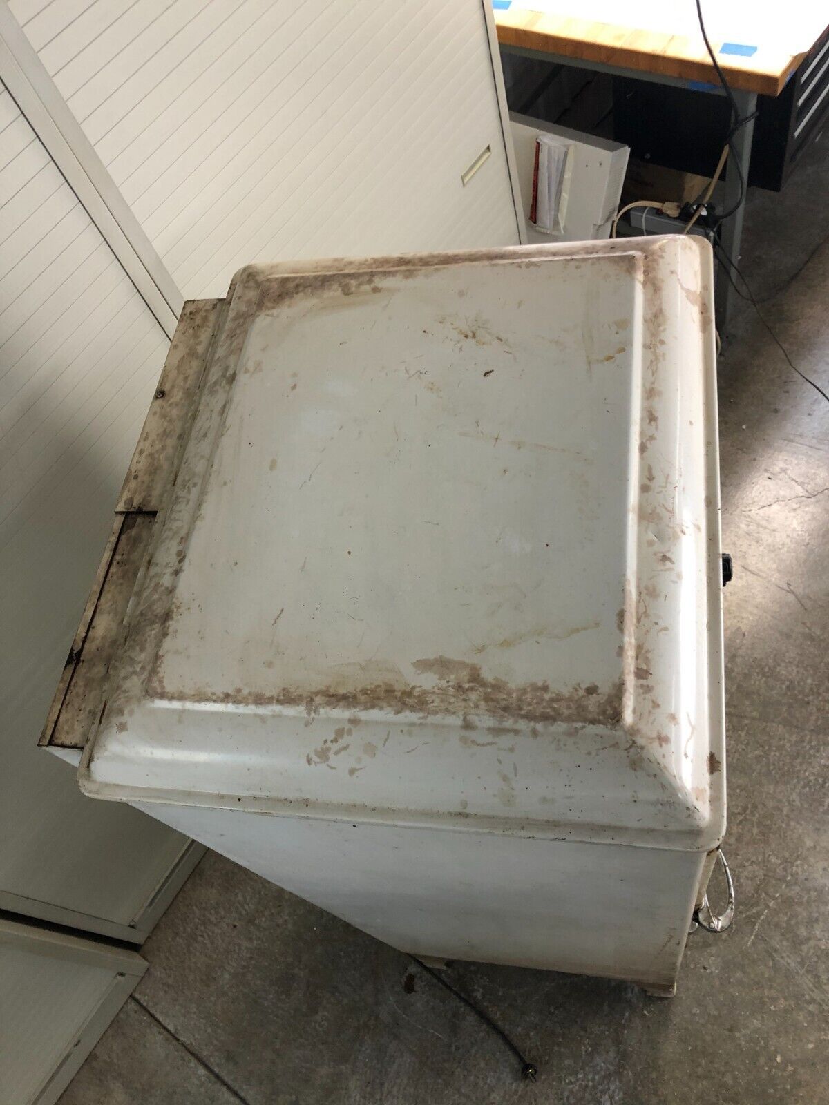 Vintage Westinghouse Refrigerator Fridge Ice Box 24" x 24" x 57"