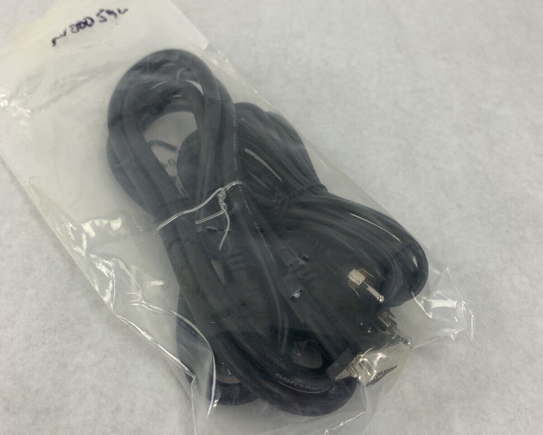 Hitachi CP-X300 3LCD Projector Conference 1080i HDMI LAMP W/ 330 Lamp Hours