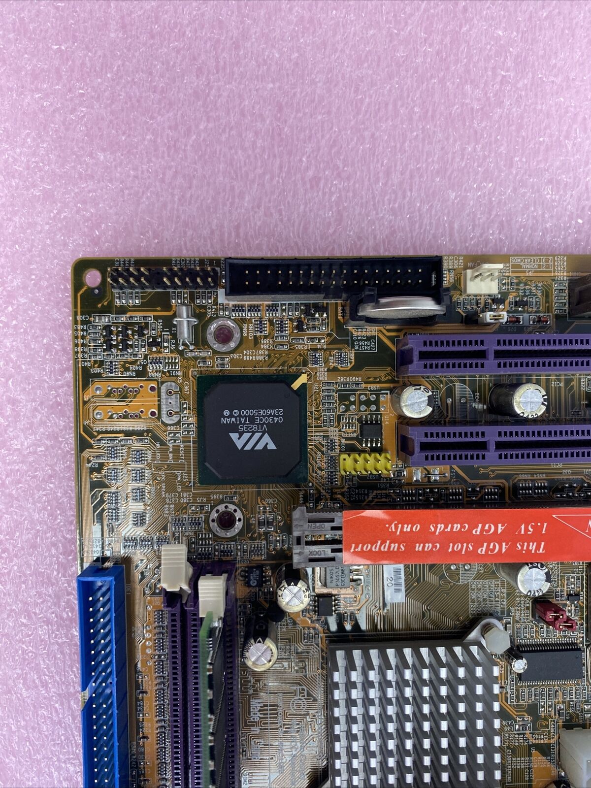 SOYO SY-K7VM333 Socket 462 Motherboard mATX AMD Sempron 2500T 1.75GHz