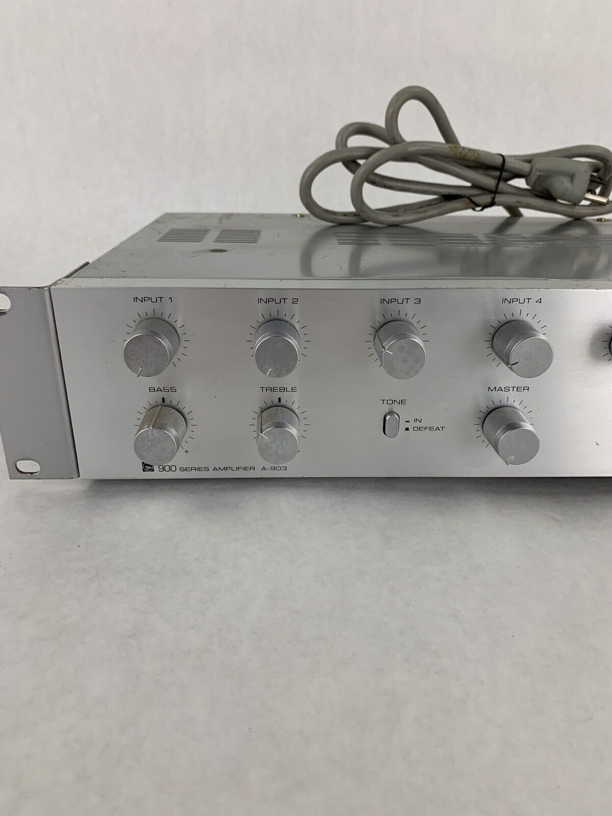 TOA A-903A 900 Series Mixer Power Amplifier Tested Missing Modular Cards