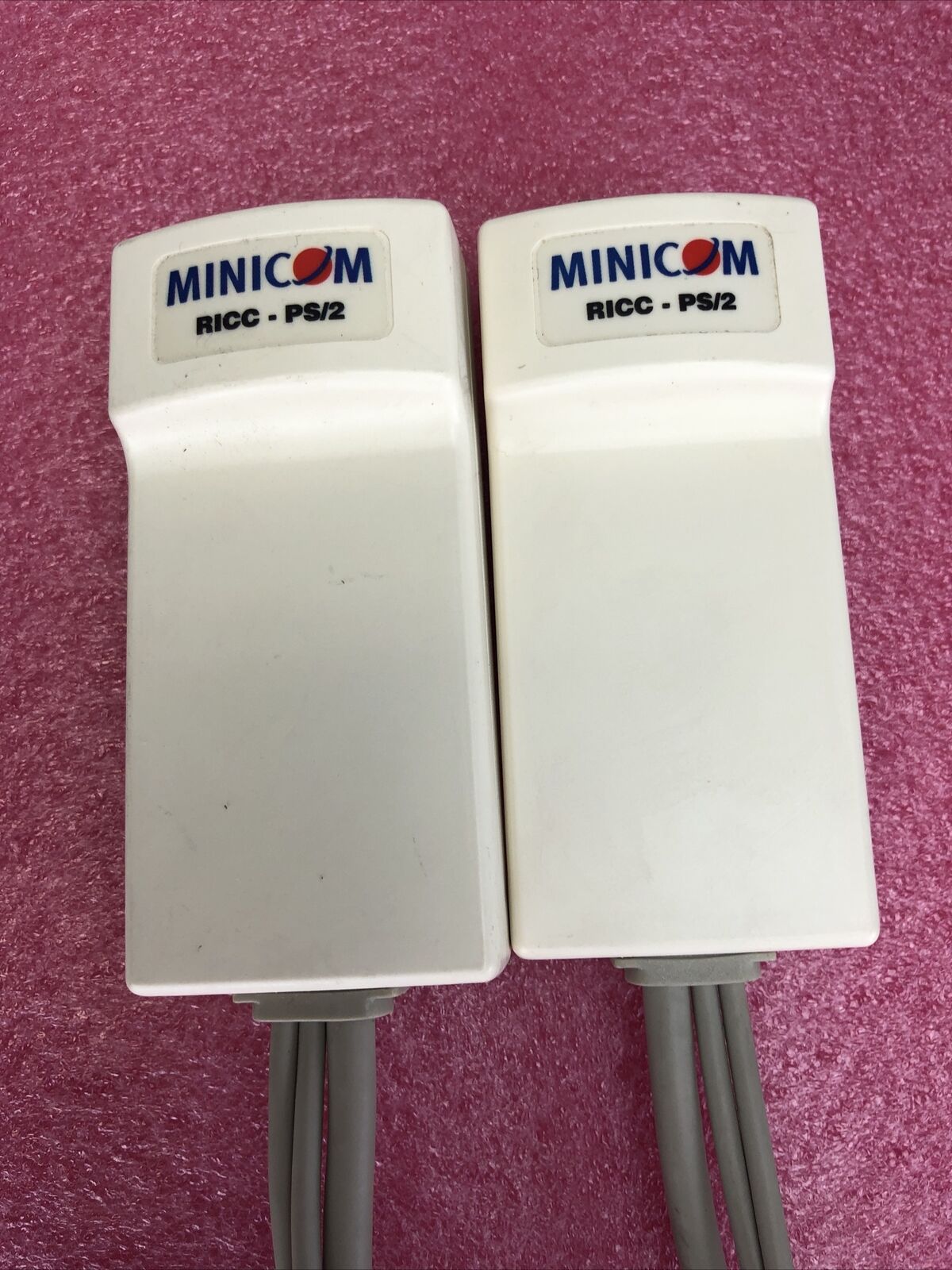 Lot of 2 Minicom 1SU51019 RICC-PS/2 VGA Network Cable KVM Switch Extender Remote