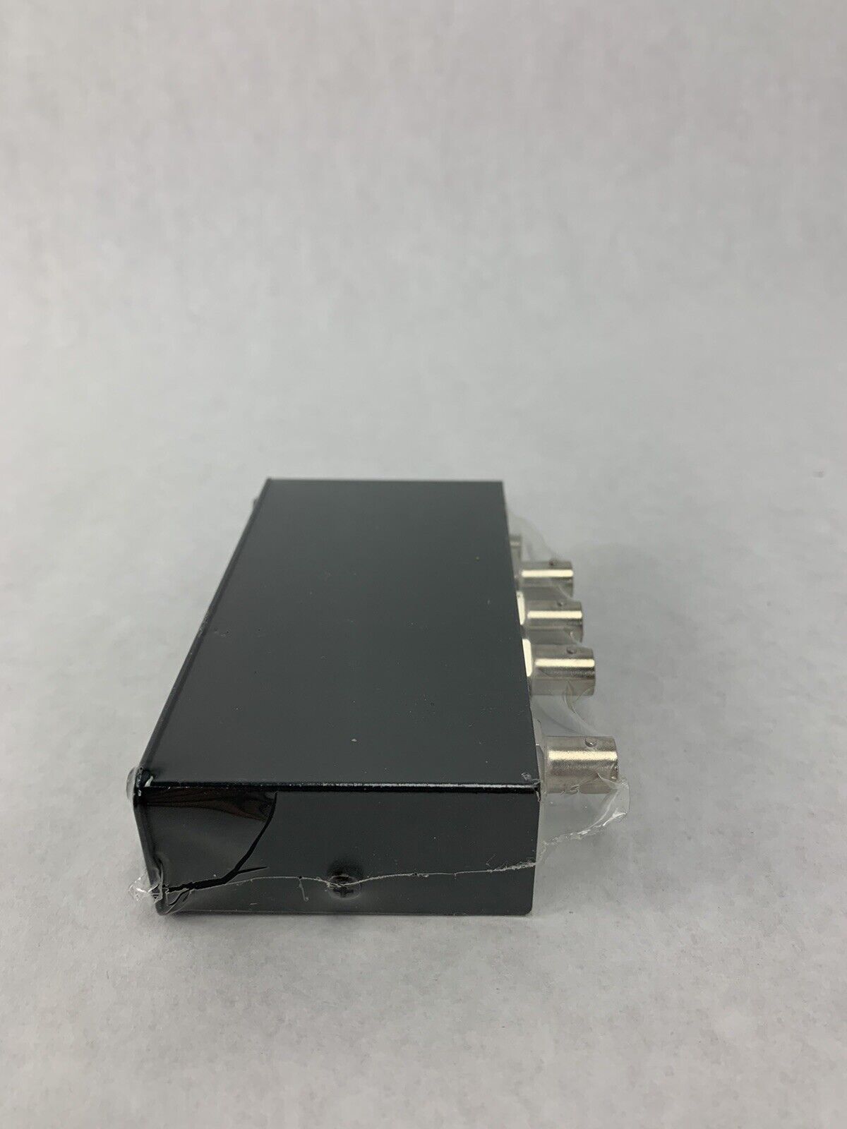 CVG-3VXL/U 1x3 Composite Video Distributor Amplifier Unit