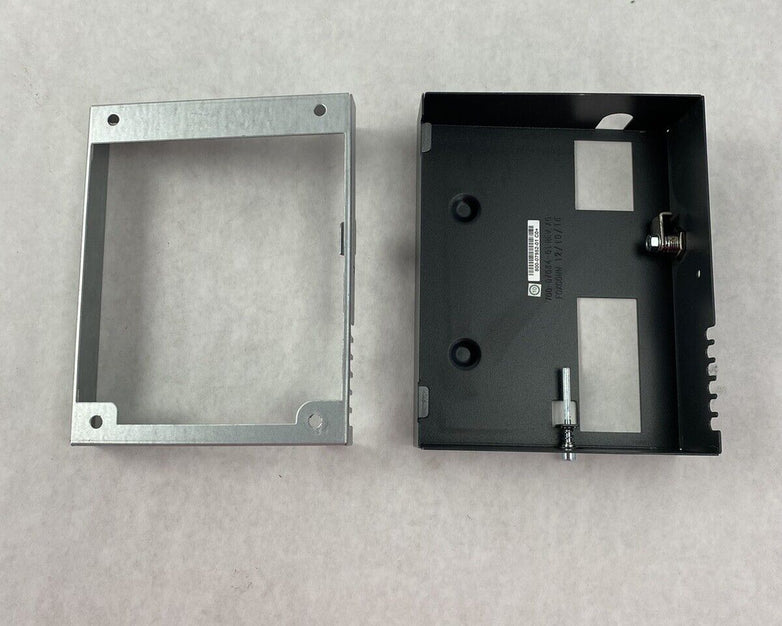 Cisco 7900 Series Phone Locking Wall Mount 800-07952-01