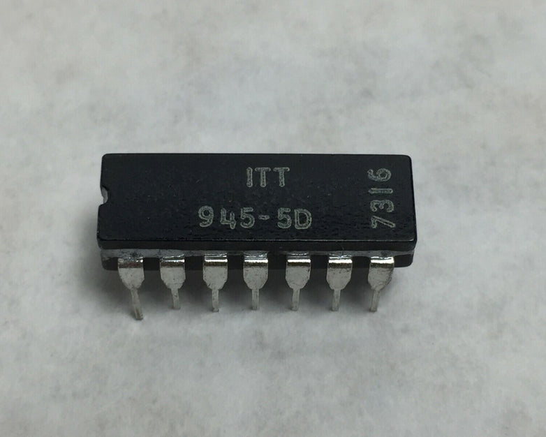 ITT 945-5D Integrated Circuits  Lot of 7 NOS