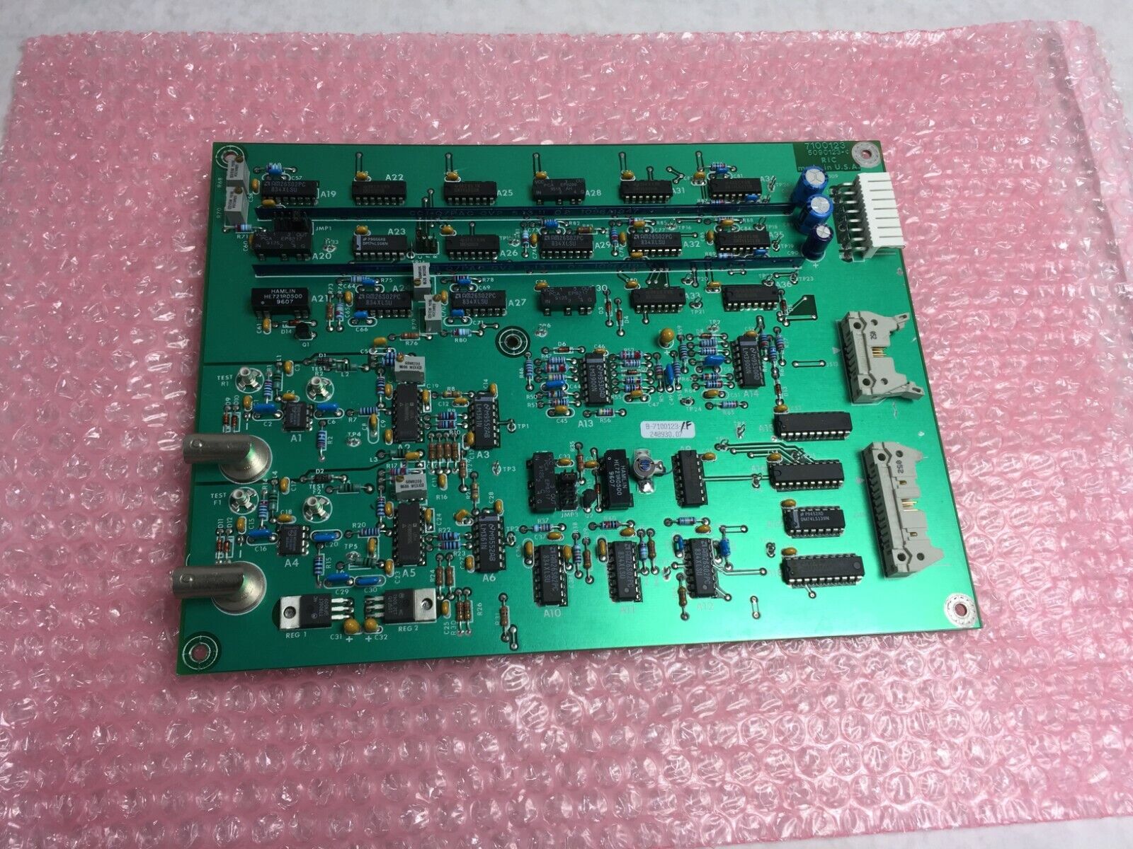 B-7100123-1F   5090123-C  Circuit Board