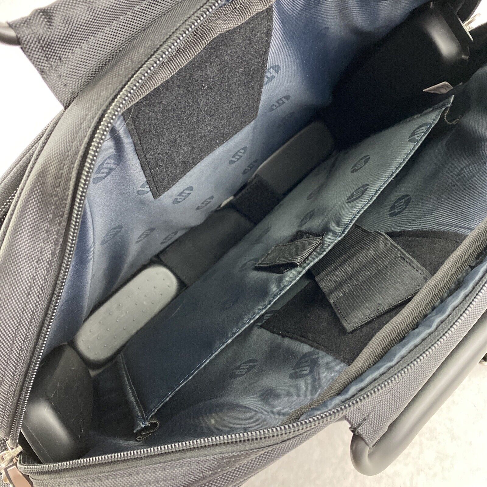 HP branded HP400-03 Top Load Laptop Shoulder Carry Case Satchel Pine Green