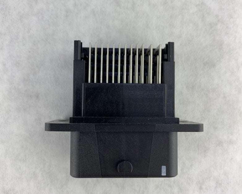 Molex 36638-0002 CMC HDR Split Peg Connector
