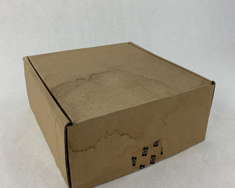 BOX OPENED HP Advanced Docking Station P/N NZ222UT