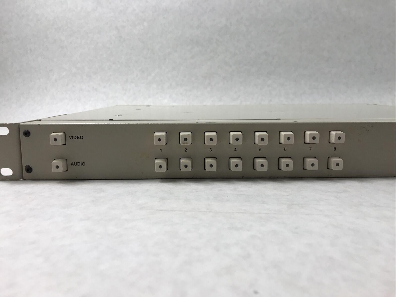 PESA Video/Audio Switcher 8x2 81905610078